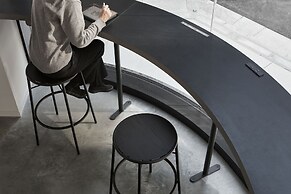 9h nine hours Ningyocho