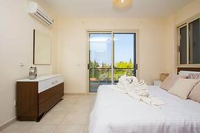 Villa Galina in Neo Chorio