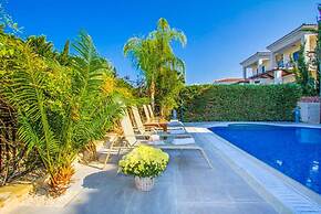 Villa Galina in Neo Chorio