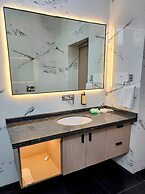 Lake View Hotel and Resort