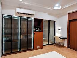 Lake View Hotel and Resort