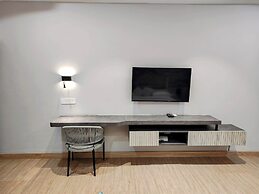 Lake View Hotel and Resort