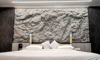 Lake View Hotel and Resort