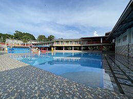 Paradise Adventure Camp 3 & Resort by Cocotel