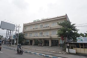 Cahaya 3 Hotel Near Juanda Airport