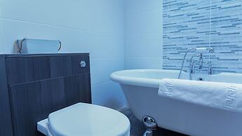 Warren wood Country Park