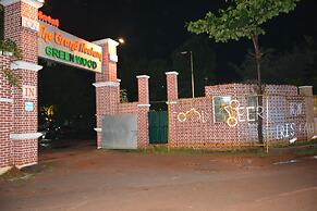 The Grand Neelam Hotel