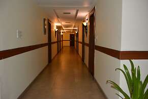 The Grand Neelam Hotel