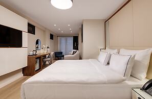 Gleam Collection Hotel