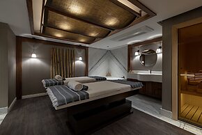 Gleam Collection Hotel