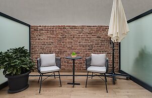 Gleam Collection Hotel