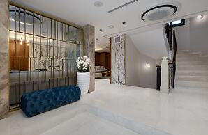 Gleam Collection Hotel