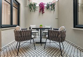 Gleam Collection Hotel