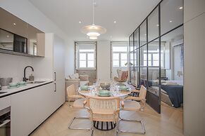 Modern Coastline Apartment