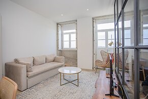 Modern Coastline Apartment