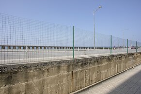 Modern Coastline Apartment