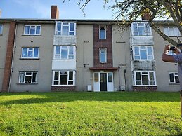 Stunning 2-bed Flat in Haverfordwest