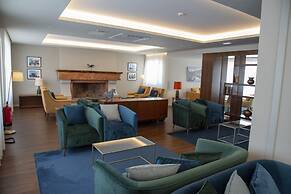 Luna Hotel de Tábua