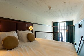 Hotel de Timmerfabriek  Kloeg Collection