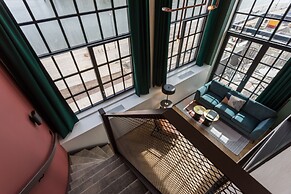 Hotel de Timmerfabriek  Kloeg Collection