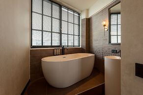 Hotel de Timmerfabriek  Kloeg Collection