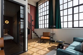 Hotel de Timmerfabriek  Kloeg Collection