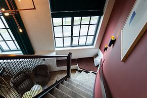 Hotel de Timmerfabriek  Kloeg Collection