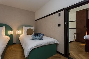 Hotel de Timmerfabriek  Kloeg Collection