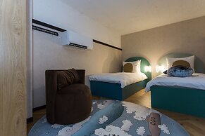 Hotel de Timmerfabriek  Kloeg Collection