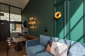 Hotel de Timmerfabriek  Kloeg Collection