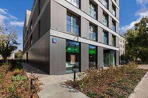 Warsaw Bonifraterska by Renters