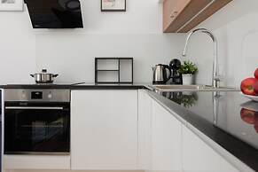 Warsaw Bonifraterska by Renters