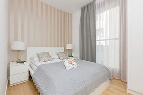 Warsaw Bonifraterska by Renters