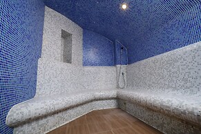 Local Stay Hotel, BW Signature Collection