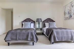 The One at The Saint James by Blue Sky Luxury