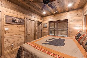 The Gathering Place 3 Bedroom Cabin by RedAwning