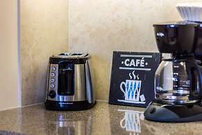 Uptown Fully Furnished Apartments