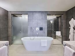 Hilton Cairo Nile Maadi