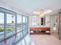 Hilton Cairo Nile Maadi