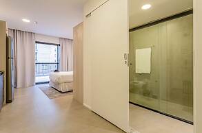 Charlie Sabiá Moema Essential