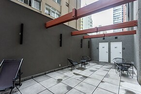 Charlie Sabiá Moema Essential