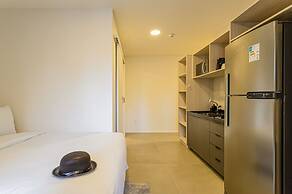 Charlie Sabiá Moema Essential