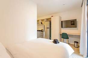 Charlie Sabiá Moema Essential