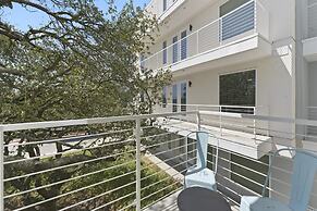 Chic King Bed 1BR Suite 5 Min to DT