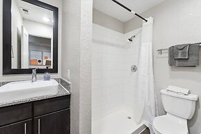 Quaint King Bed 1BR 5 Min to DT