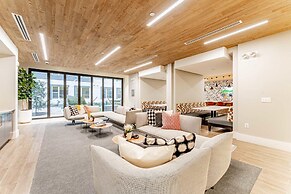 Quaint King Bed 1BR 5 Min to DT