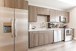 Quaint King Bed 1BR 5 Min to DT