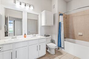 Prime Soco Charming 1BR King Suite w Pool Parking