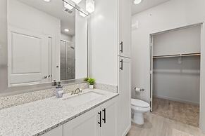 Prime Soco Charming 1BR King Suite w Pool Parking