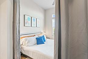 Prime Soco Charming 1BR King Suite w Pool Parking